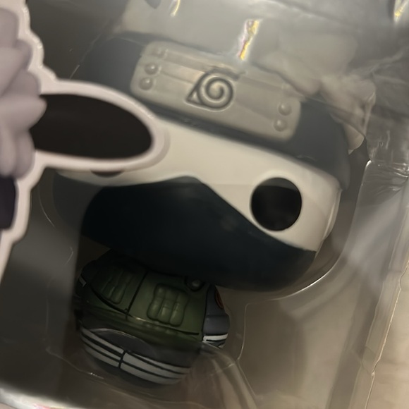 Naruto x Hello Kitty Funko Pop - Picture 3 of 3